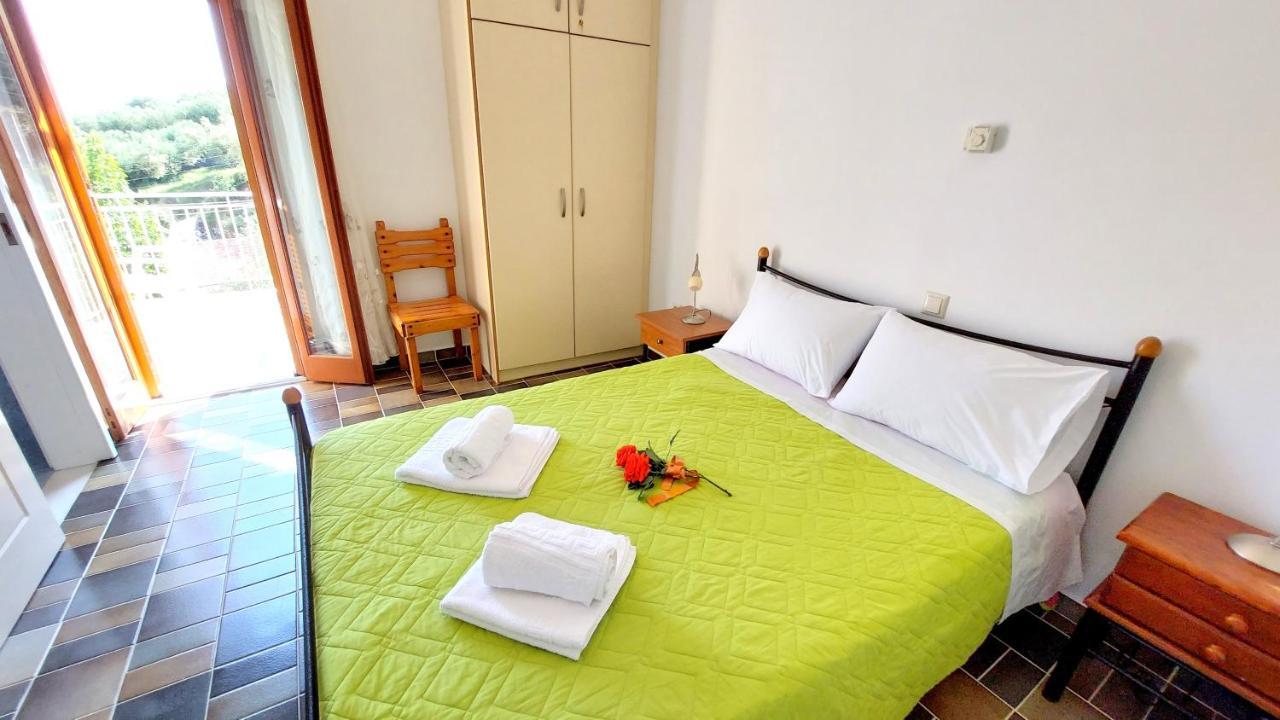 Euryclea Apartments Περαχώρι Εξωτερικό φωτογραφία