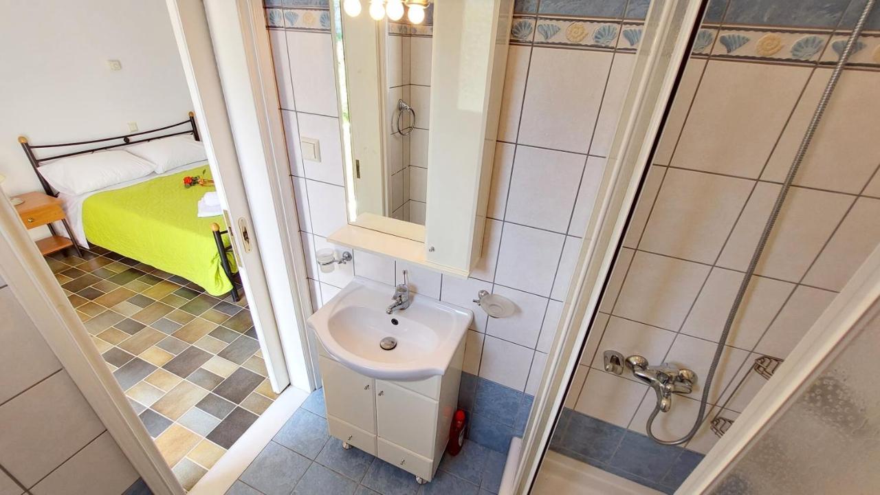 Euryclea Apartments Περαχώρι Εξωτερικό φωτογραφία