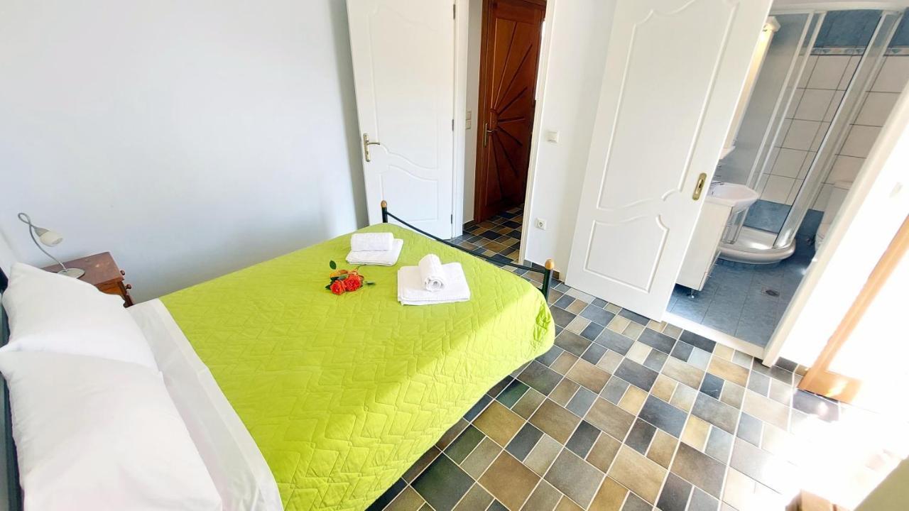 Euryclea Apartments Περαχώρι Εξωτερικό φωτογραφία